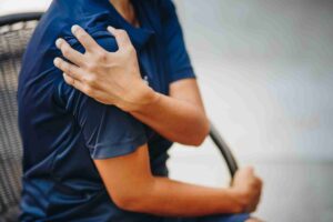 What Is the Fastest Way to Heal a Dislocated Shoulder? 